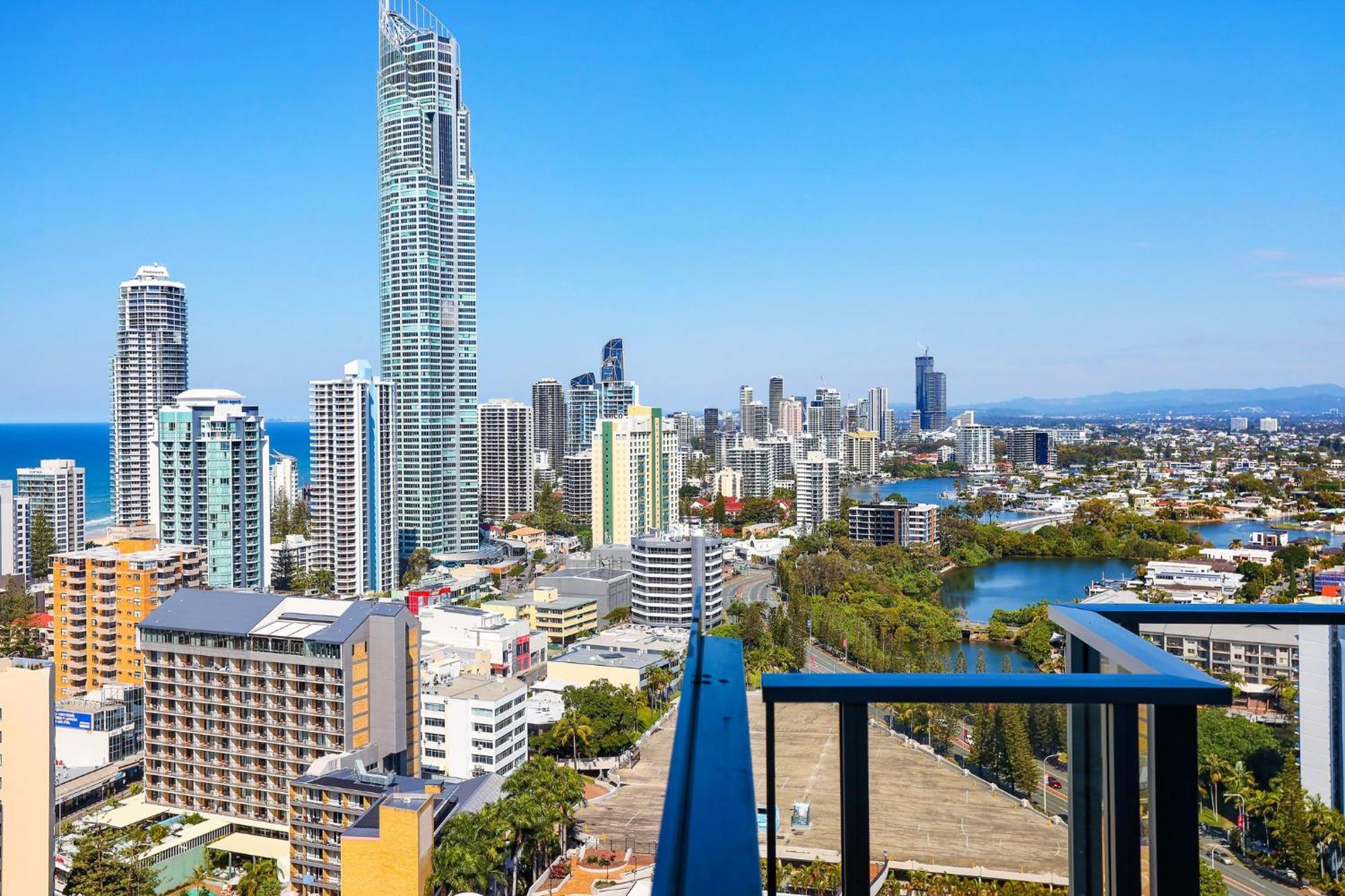 Circle On Cavill 2, 3, 4 & 5 Bedroom Skyhomes & Sub Penthouses By Gold Coast Holidays Zewnętrze zdjęcie
